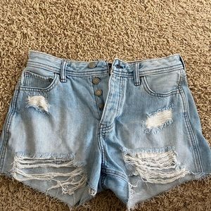Hollister High Rise Boyfriend Short